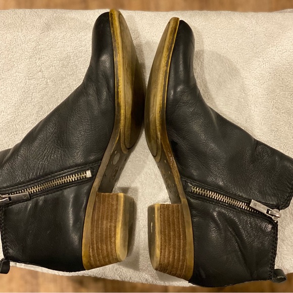 Lucky Brand Women’s Ankle Boots Sz 7 1/2 - Picture 10 of 12